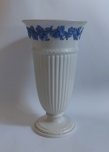 Wedgwood queensware trumpet - queensware,