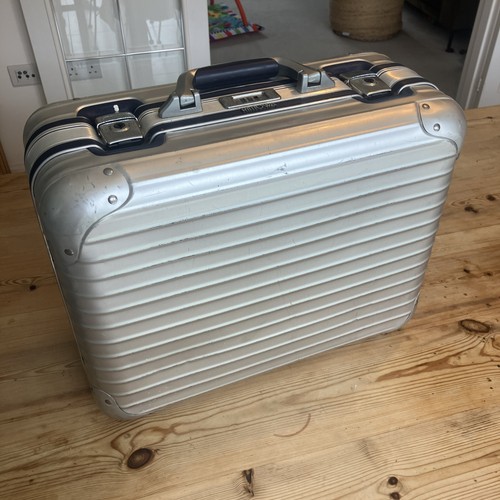Rimowa silver integral - integral, case