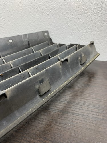 Subaru forester front grill - forester,
