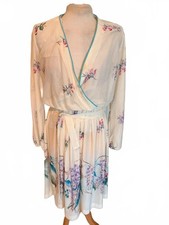 Vintage 70’s cream and blue