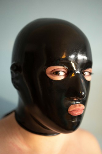 Latex rubber anatomical hood - latex,