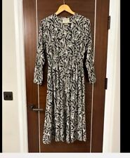 Jaeger Vintage Black White Print 100% Silk Superb Dress UK Size 10