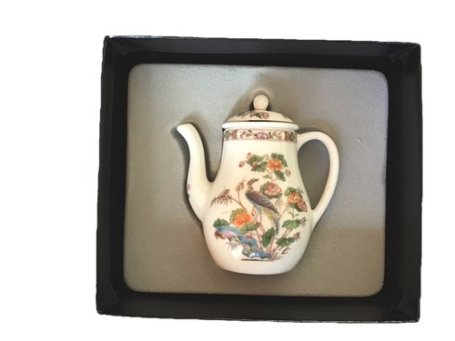 Wedgewood miniature coffee - ,