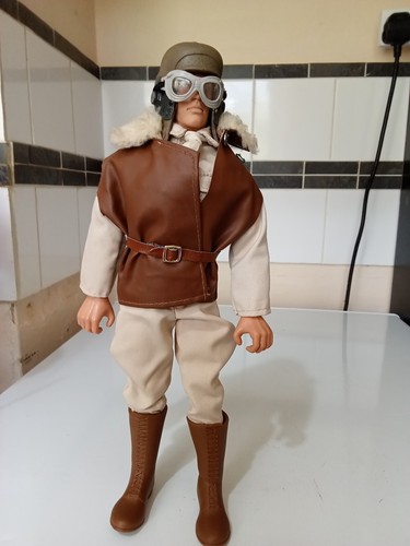 Scale action figure - figure, wwii