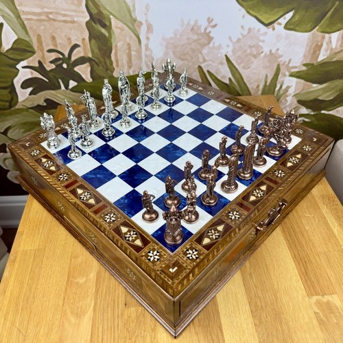 Antique crusaders chess - crusaders, set