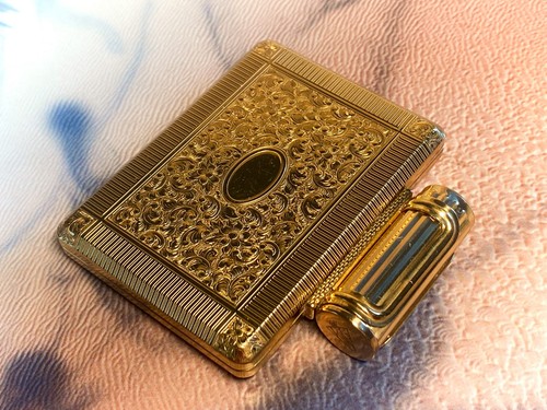 Kigu compact lipstick case - kigu, &
