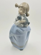 NAO Figurine Spanish Girl