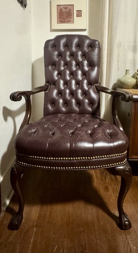Vintage claw foot tufted - vintage,