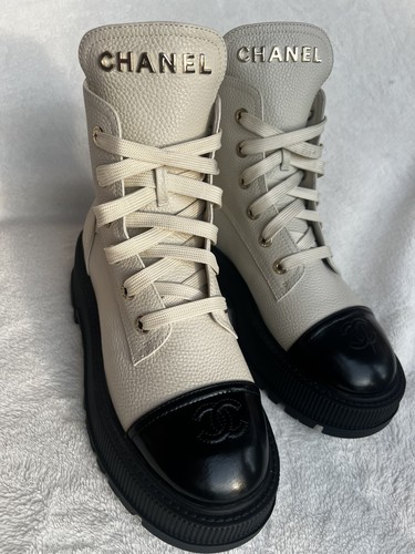 Chanel beige black leather - beige,