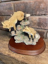 The Leonardo Collection Vintage 1993 A Pair Of Foxes Figurine
