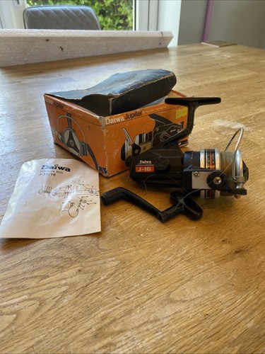Vintage daiwa skirted - daiwa, j-16
