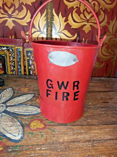 Vintage gwr fire - fire, bucket