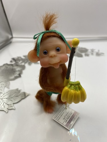 Monkey goes fishing - “monkey, fishing”