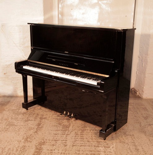 Yamaha upright piano - u3, |