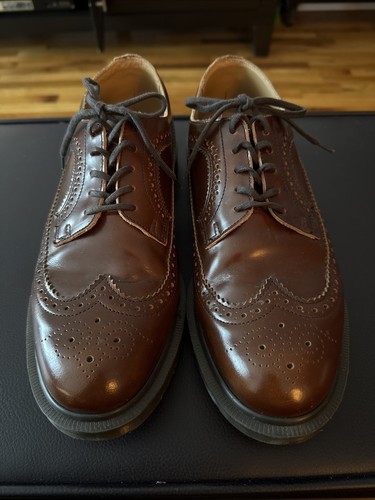 Martens men size 9 brown - dr.,