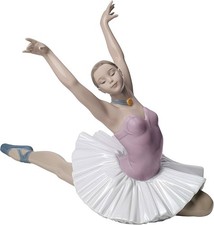 NAO /LLADRO Figurine Ballerina