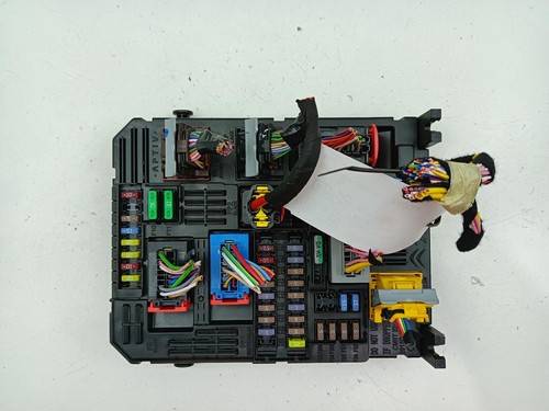 Peugeot 2008 body - body, control