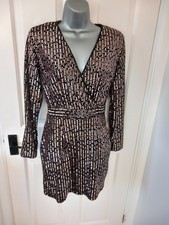Quiz Black & Gold sequin long sleeved dress size 10 new without tags