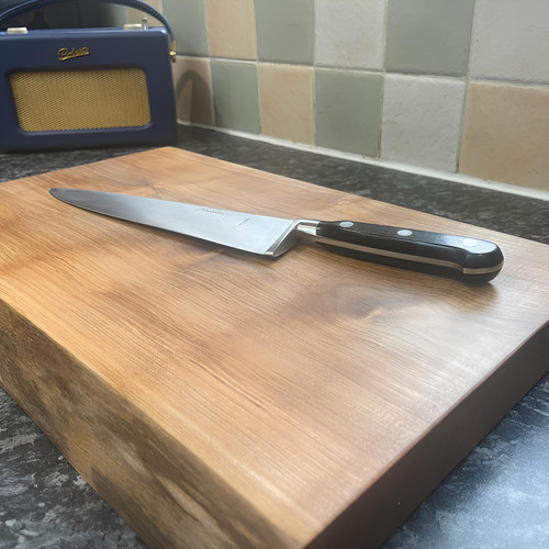 Live edge chopping - edge, board