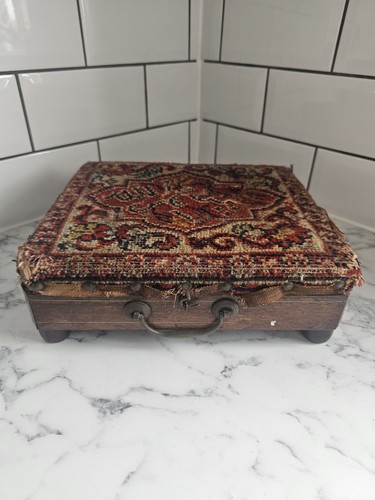 Antique victorian carpet - antique, top