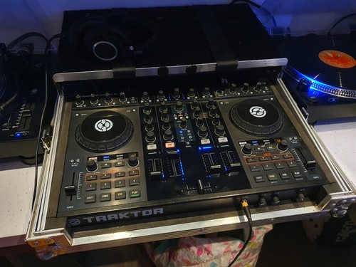 Traktor with flight - with,