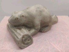 Pearlite Beaver Hand Crafted In Canada By Stonecraft