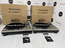 2 x Technics SL-1200 MK2