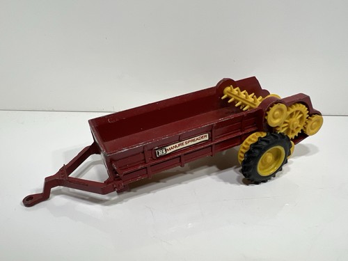 Britains manure spreader - britains,