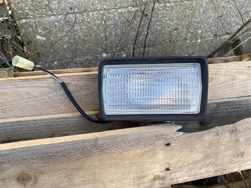 Ford tractor cab work lamp - sq,
