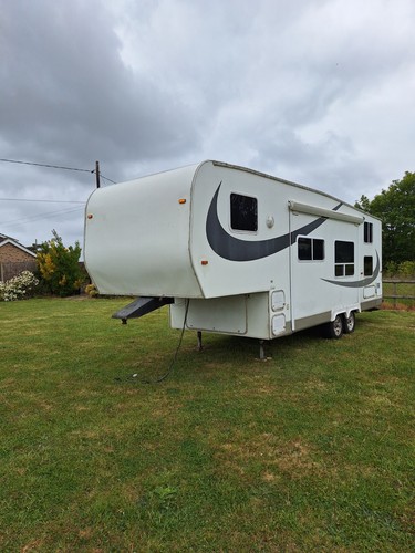 American caravan 5th wheel - american,