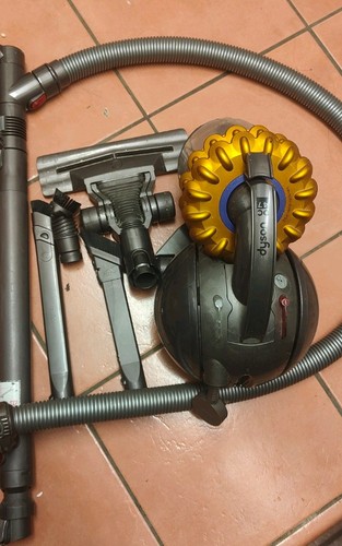 Dyson dc47 vacuum - dyson, cleaner