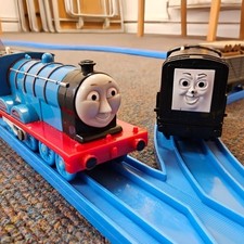TOMY Trackmaster Thomas the