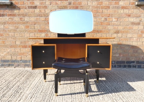 Striking plan dressing table - plan,