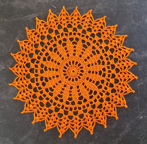 Handmade crochet doily - 10",
