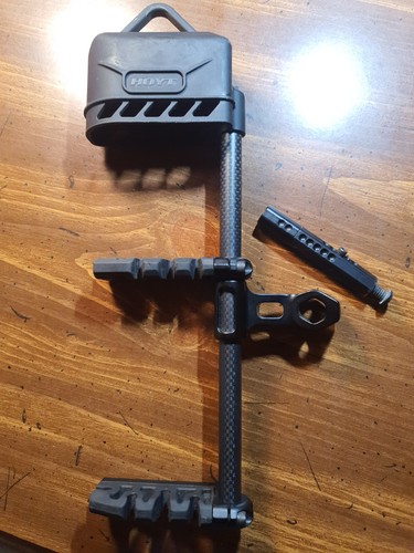Hoyt archery quiver - 4,