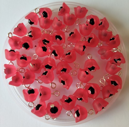 Red poppy charms coral - red,