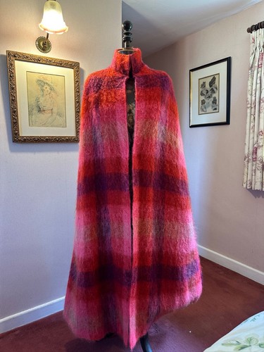 Stunning pink mohair - , wool