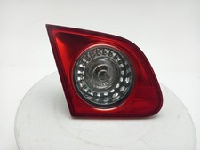 VOLKSWAGEN PASSAT Tail Light