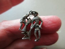 VINTAGE SILVER TONE JEWELCRAFT