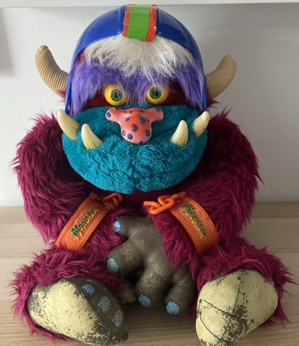 Pet monster football - monster,