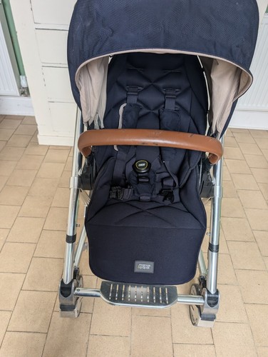 Stunning navy tan - navy, mamas