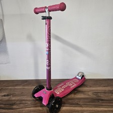 maxi micro deluxe led scooter