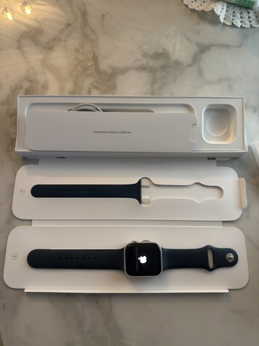 Apple watch 44mm silver - watch, se