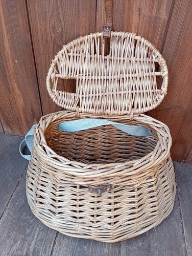 Vintage wicker fishing creel - wicker,