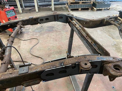 Nissan navara d40 chassis - d40,