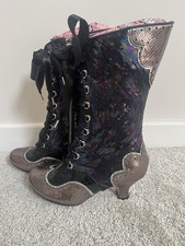 4261-06N Irregular Choice