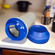 TUPPERWARE D11 MIX-MAX 750ML BLUE MIXING CUP SHAKER