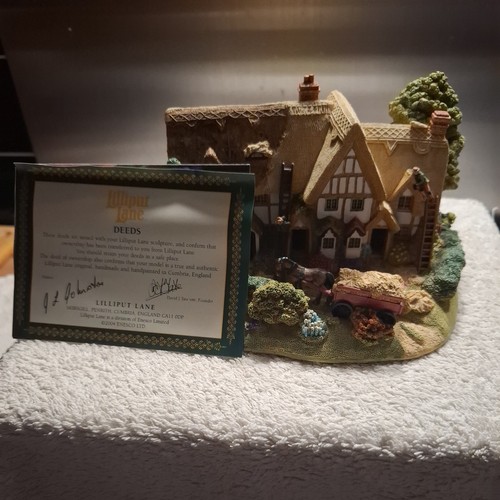 Lilliput lane crowning glory - crowning,