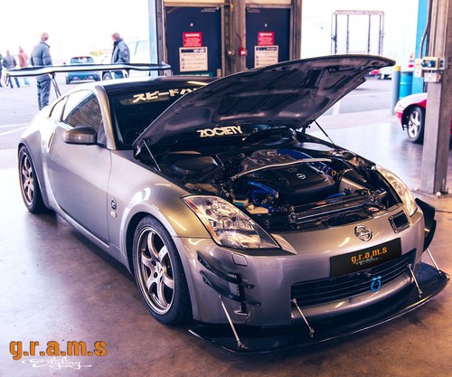 Front bumper splitter - front,