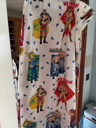 Vintage wwf curtains pair - "vintage,